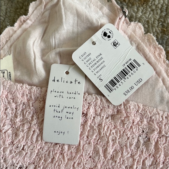 Free People - Picture 3 of 4